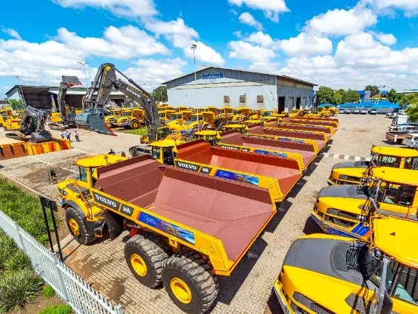 Solly Soka Madibela’s rare Brabus G63 6x6, a luxury vehicle symbolizing his success