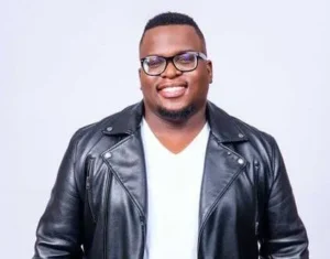 Sol Phenduka Buography