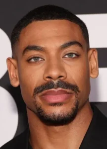 Aaron Pierre biography